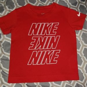 NIKE Athletic Cut Tee